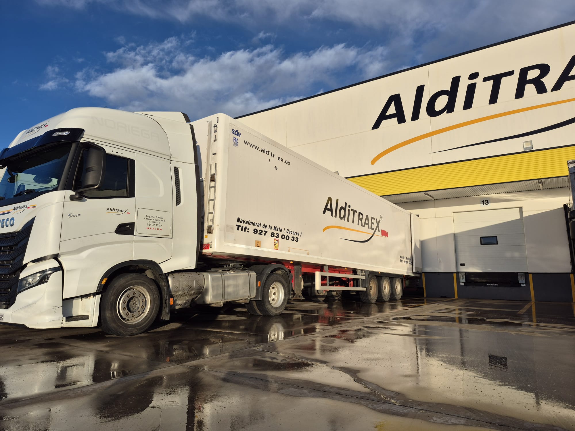 Flota de vehículos y nave